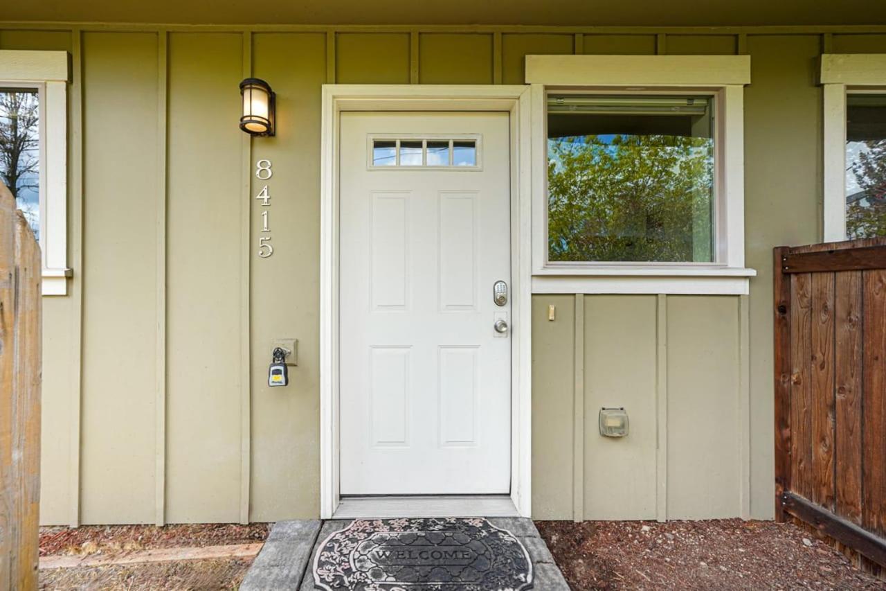Stylish North Seattle Townhouse- Dual Master Suites Ngoại thất bức ảnh