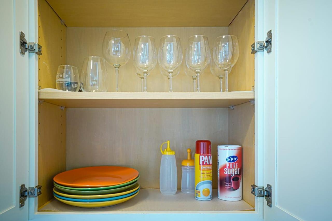 Stylish North Seattle Townhouse- Dual Master Suites Ngoại thất bức ảnh